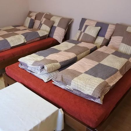 Kisasszony Apartman 에게르 외부 사진